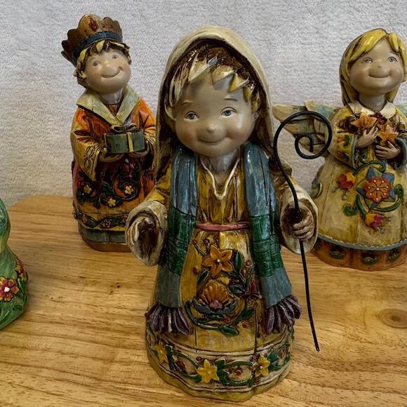 VTG 2006 Blessed be the Name Jesus Wood Carve Look Resin Nativity Set - 9 PC. - Picture 3 of 16